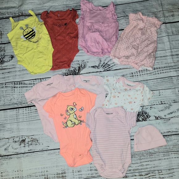 Assorted Baby Rompers and Shorts Set - Picture 4 of 6